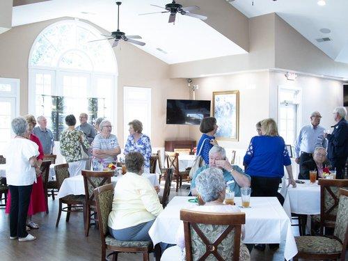 mobile - carousel-hero-element image-0